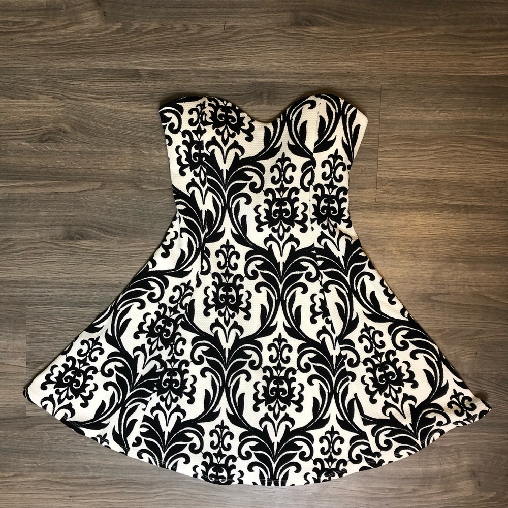 Damask Print Dress BNWT Black White strapless